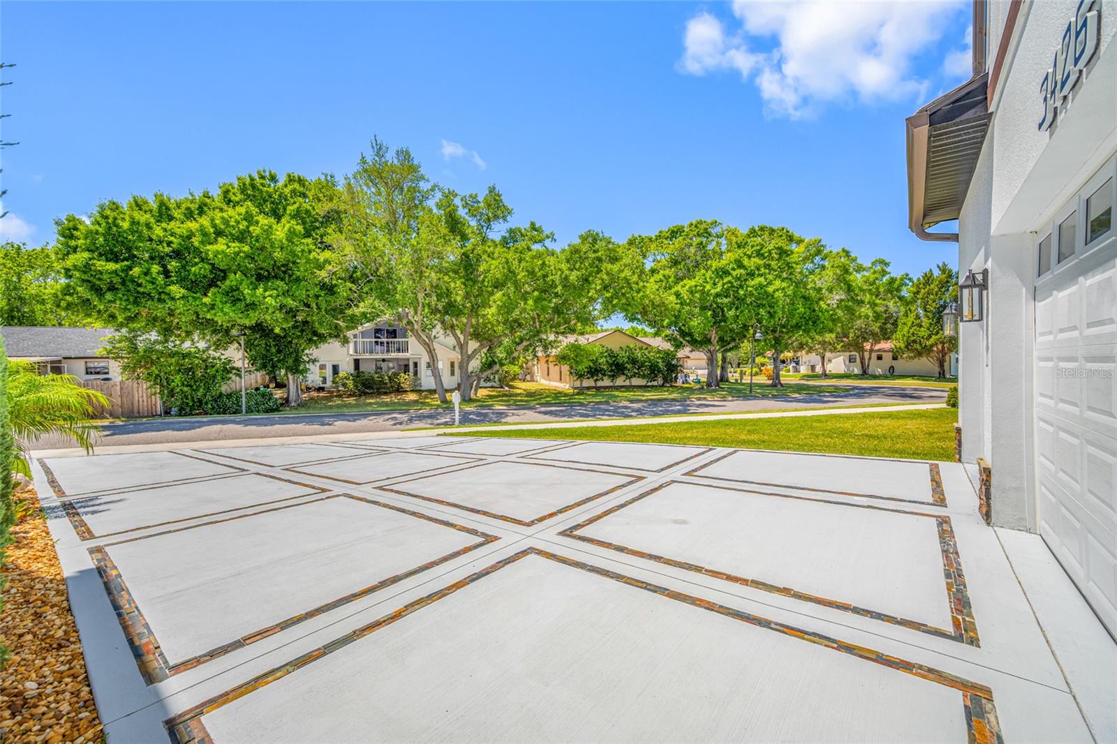 Image 5 of 100 For 3426 Channelside Court