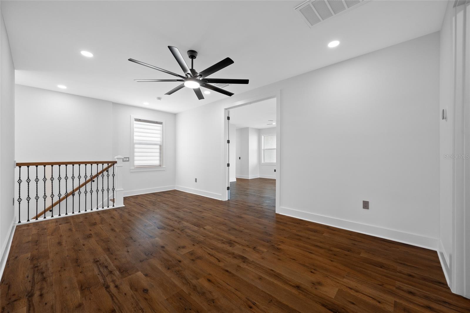 Image 52 of 100 For 3426 Channelside Court