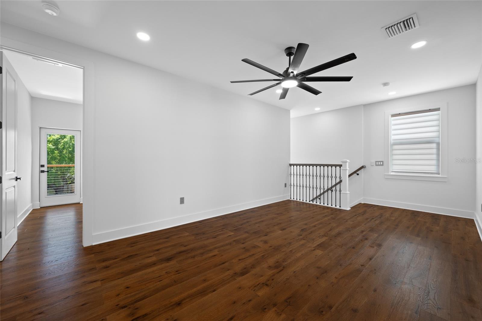 Image 53 of 100 For 3426 Channelside Court