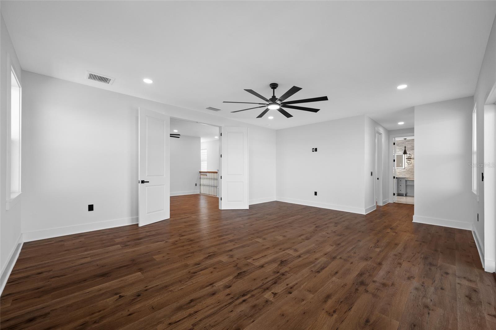 Image 56 of 100 For 3426 Channelside Court