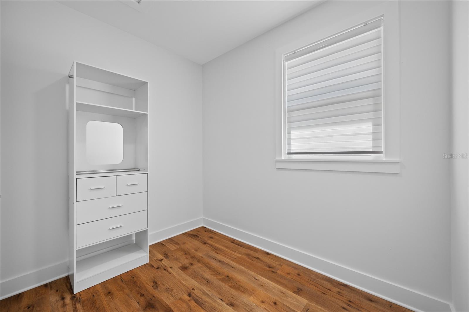 Image 59 of 100 For 3426 Channelside Court