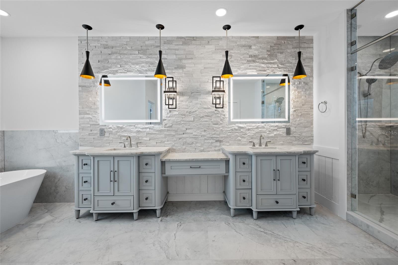 Image 64 of 100 For 3426 Channelside Court