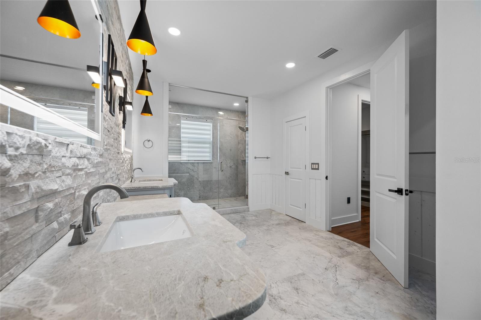 Image 65 of 100 For 3426 Channelside Court