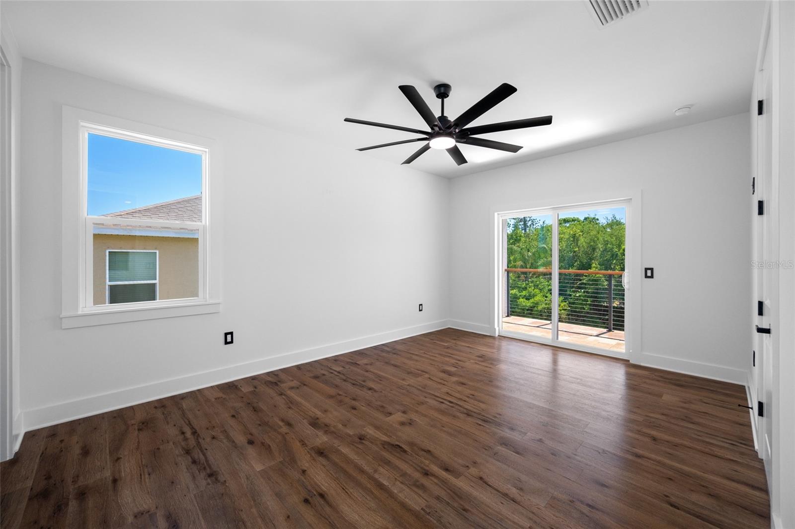 Image 77 of 100 For 3426 Channelside Court