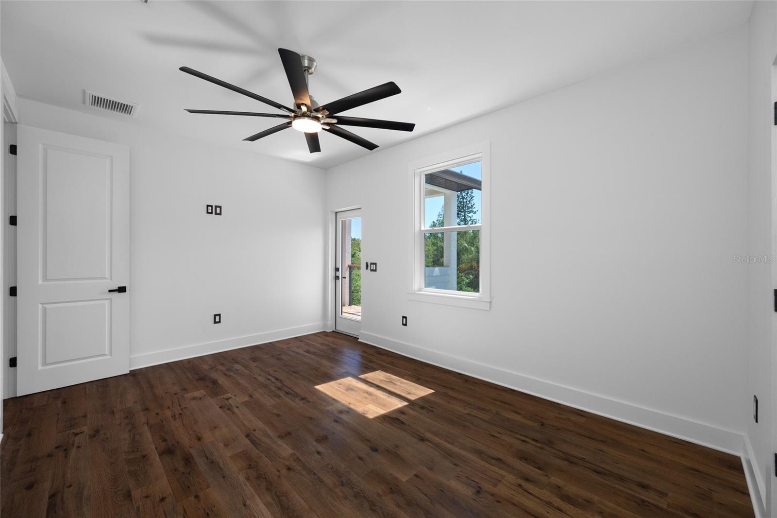 Image 85 of 100 For 3426 Channelside Court