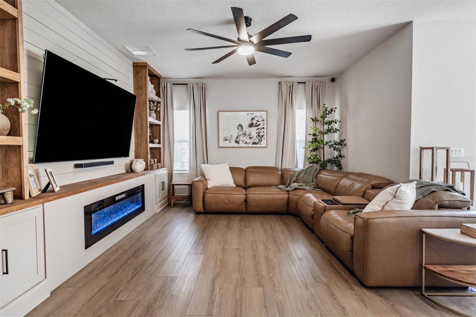 Image 13 of 55 For 29345 Meadowcroft Avenue