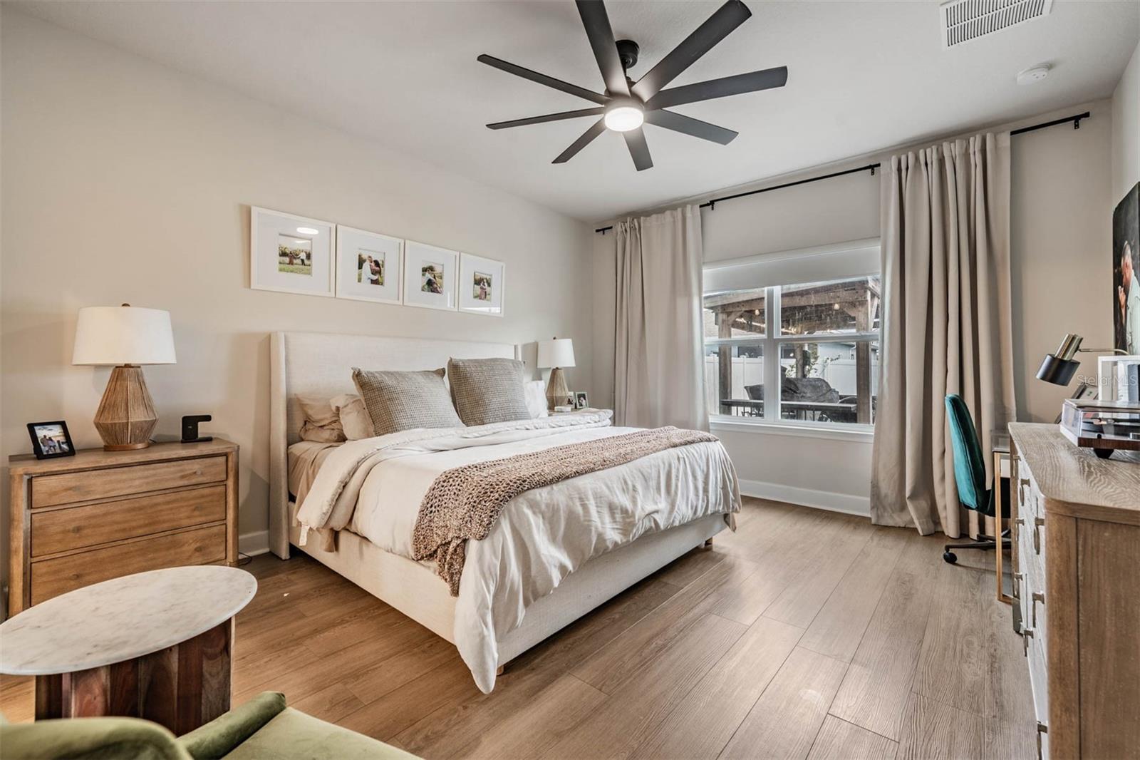 Image 17 of 55 For 29345 Meadowcroft Avenue