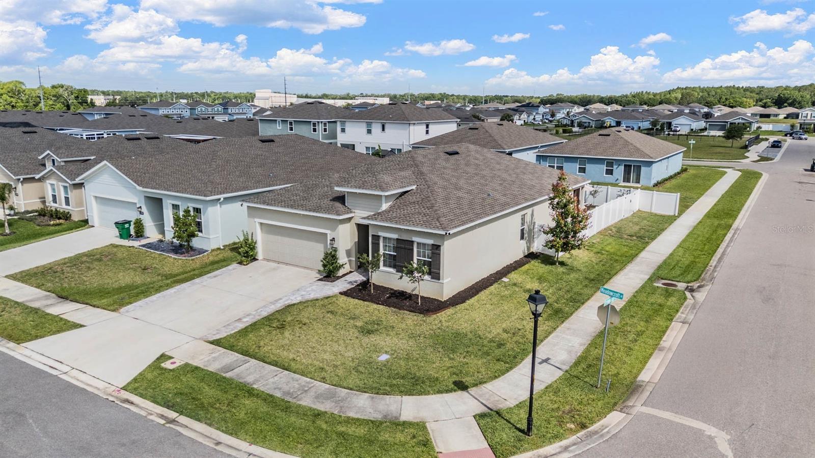 Image 21 of 55 For 29345 Meadowcroft Avenue