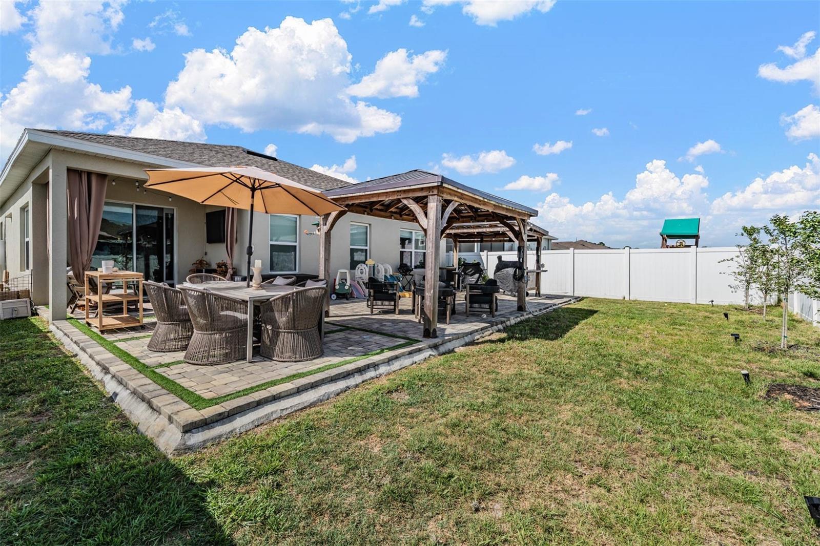 Image 30 of 55 For 29345 Meadowcroft Avenue