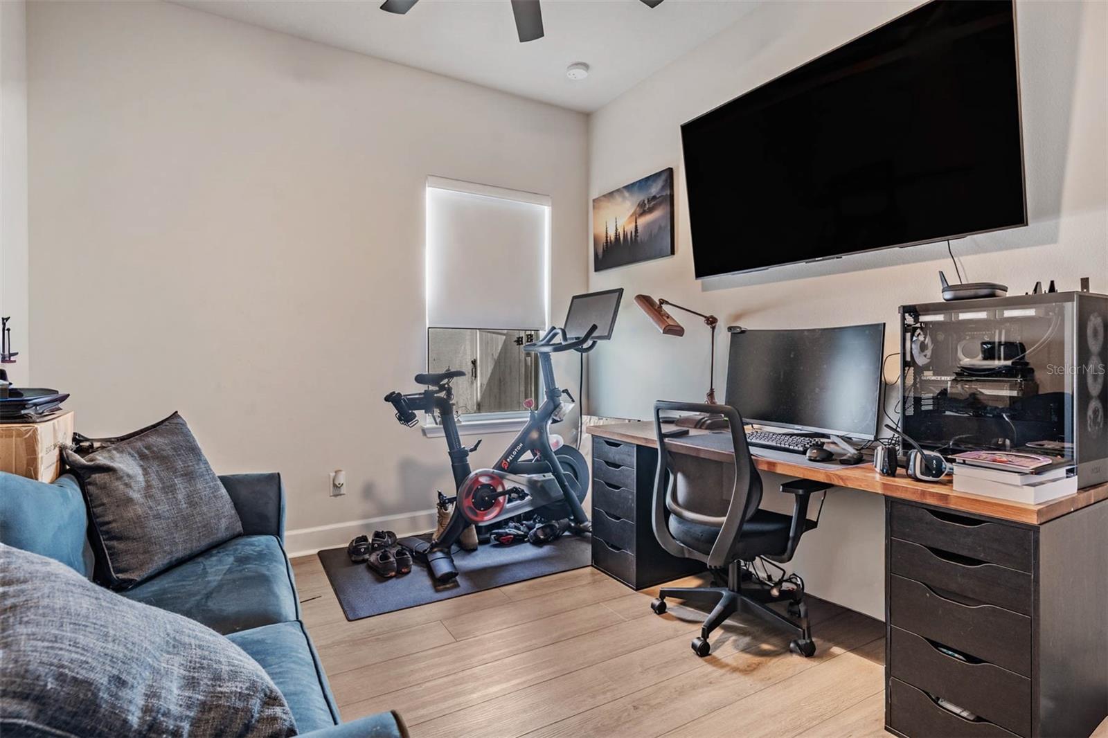 Image 33 of 55 For 29345 Meadowcroft Avenue