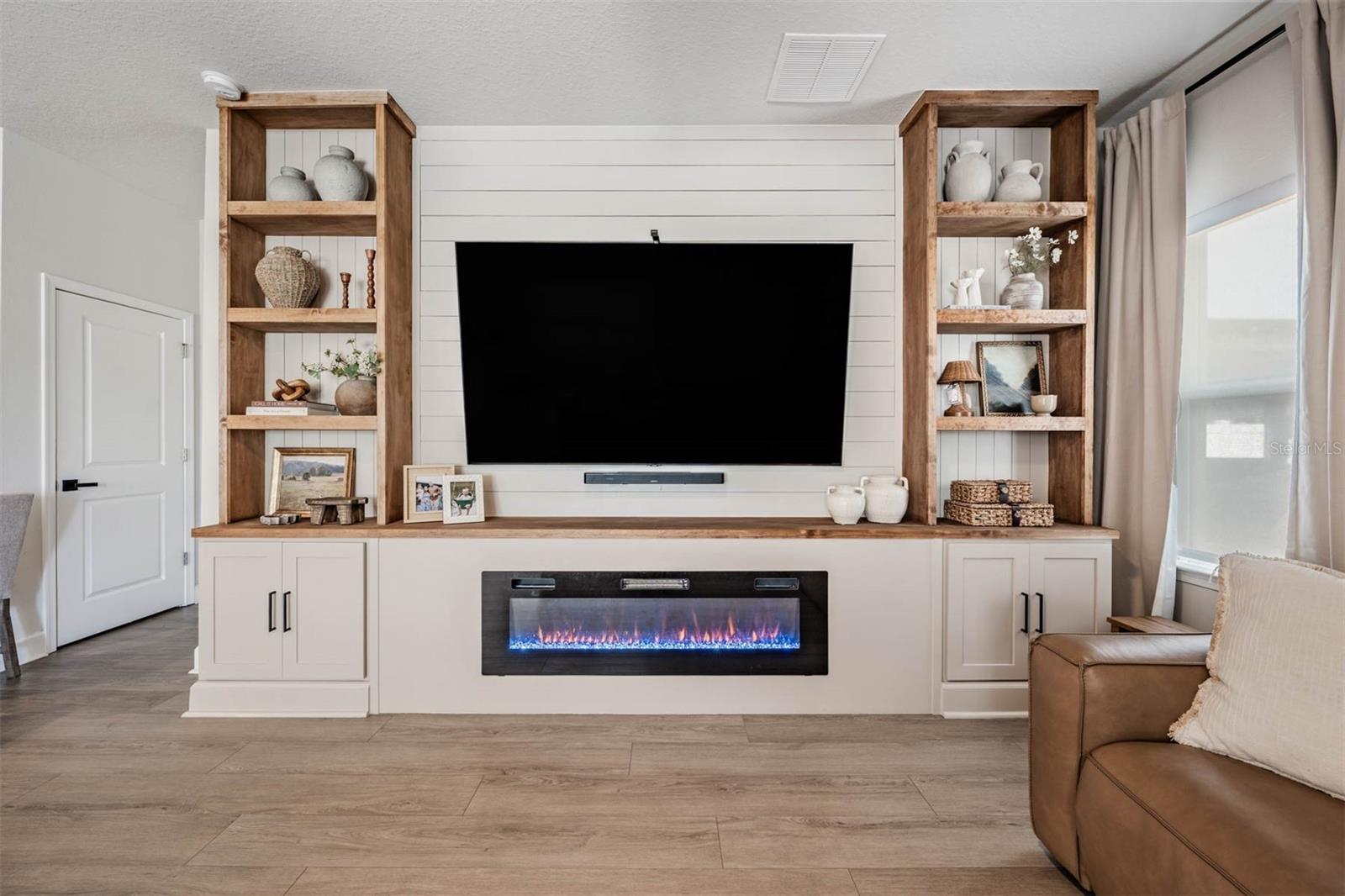 Image 34 of 55 For 29345 Meadowcroft Avenue