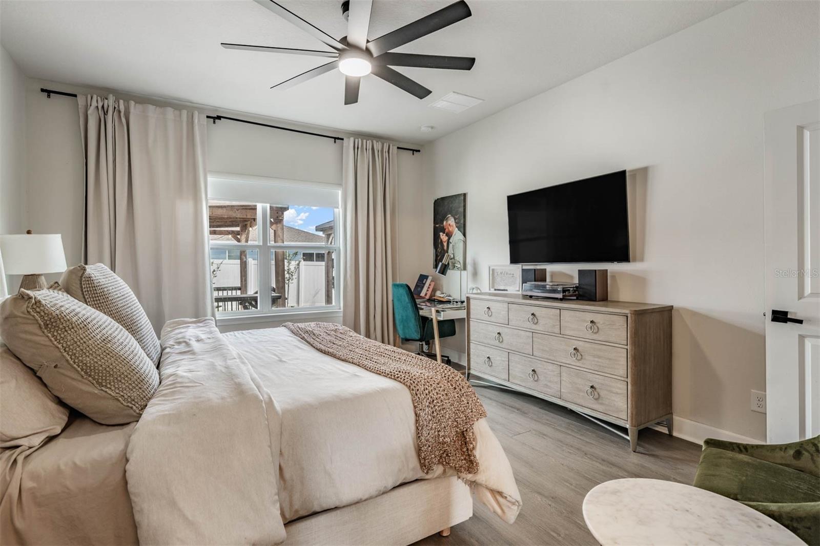 Image 36 of 55 For 29345 Meadowcroft Avenue