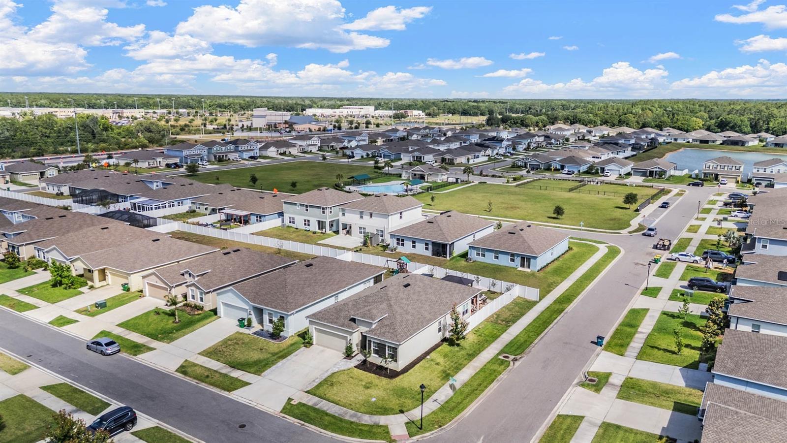 Image 43 of 55 For 29345 Meadowcroft Avenue