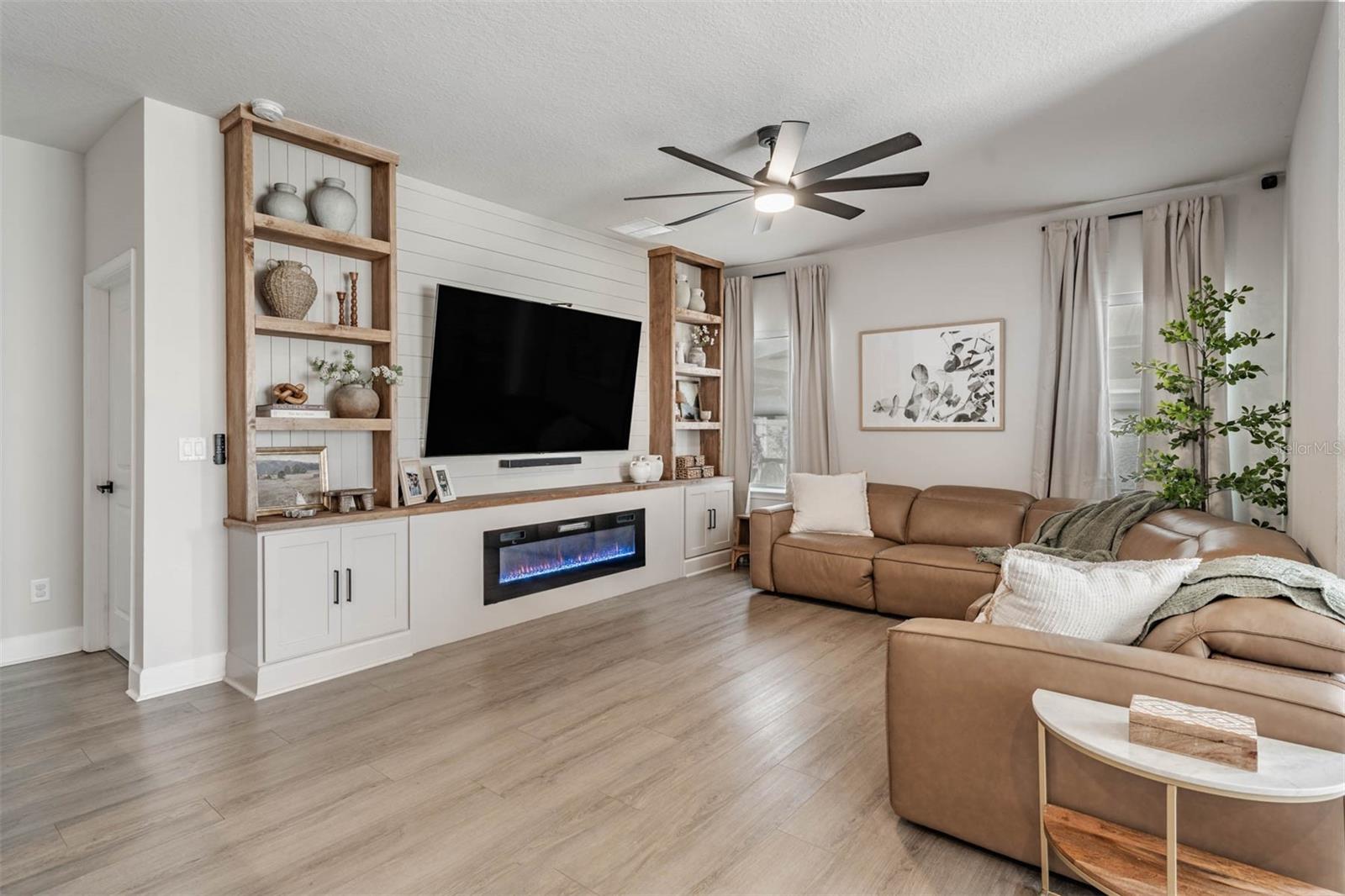 Image 9 of 55 For 29345 Meadowcroft Avenue