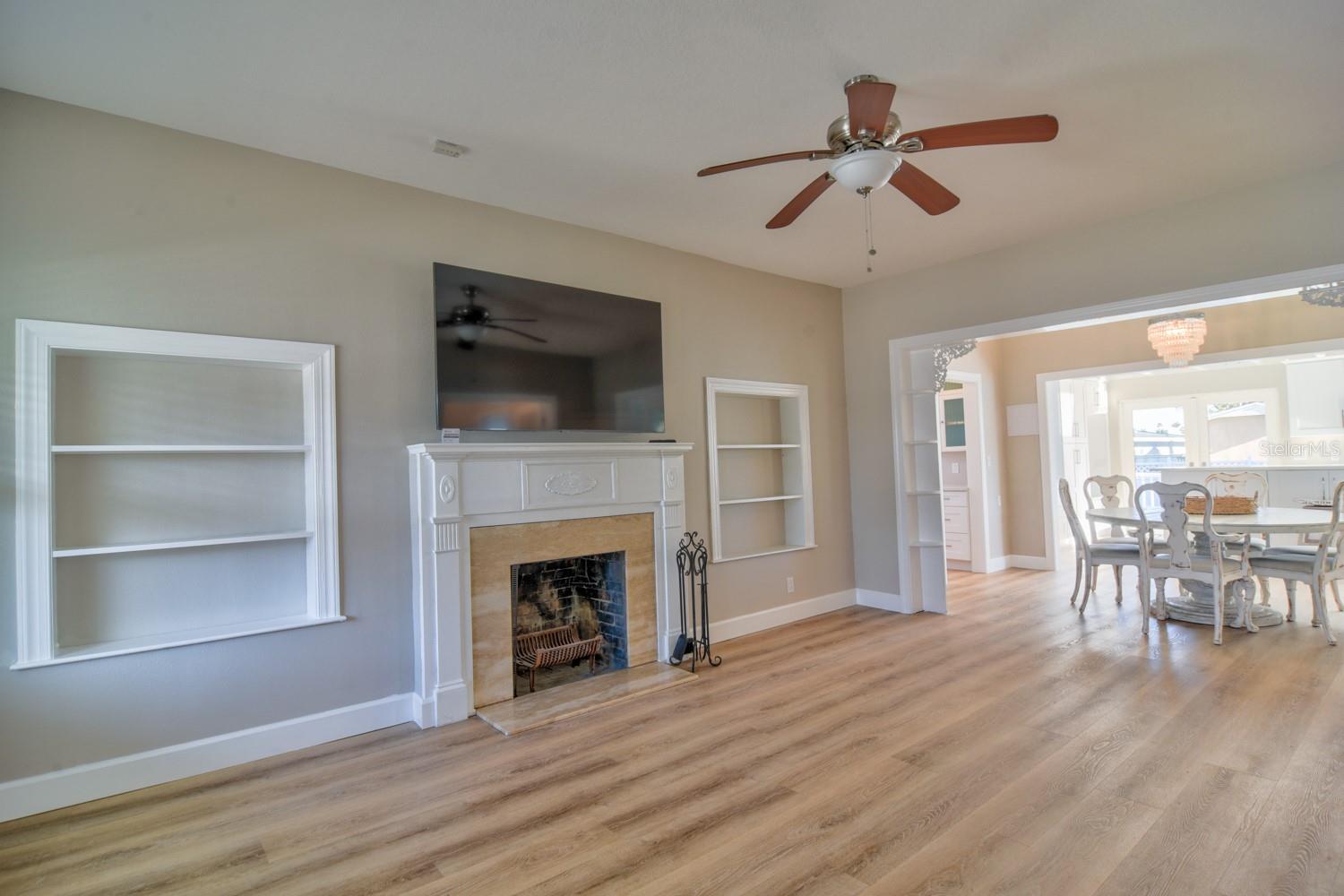 Image 18 of 53 For 15565 Gulf Boulevard