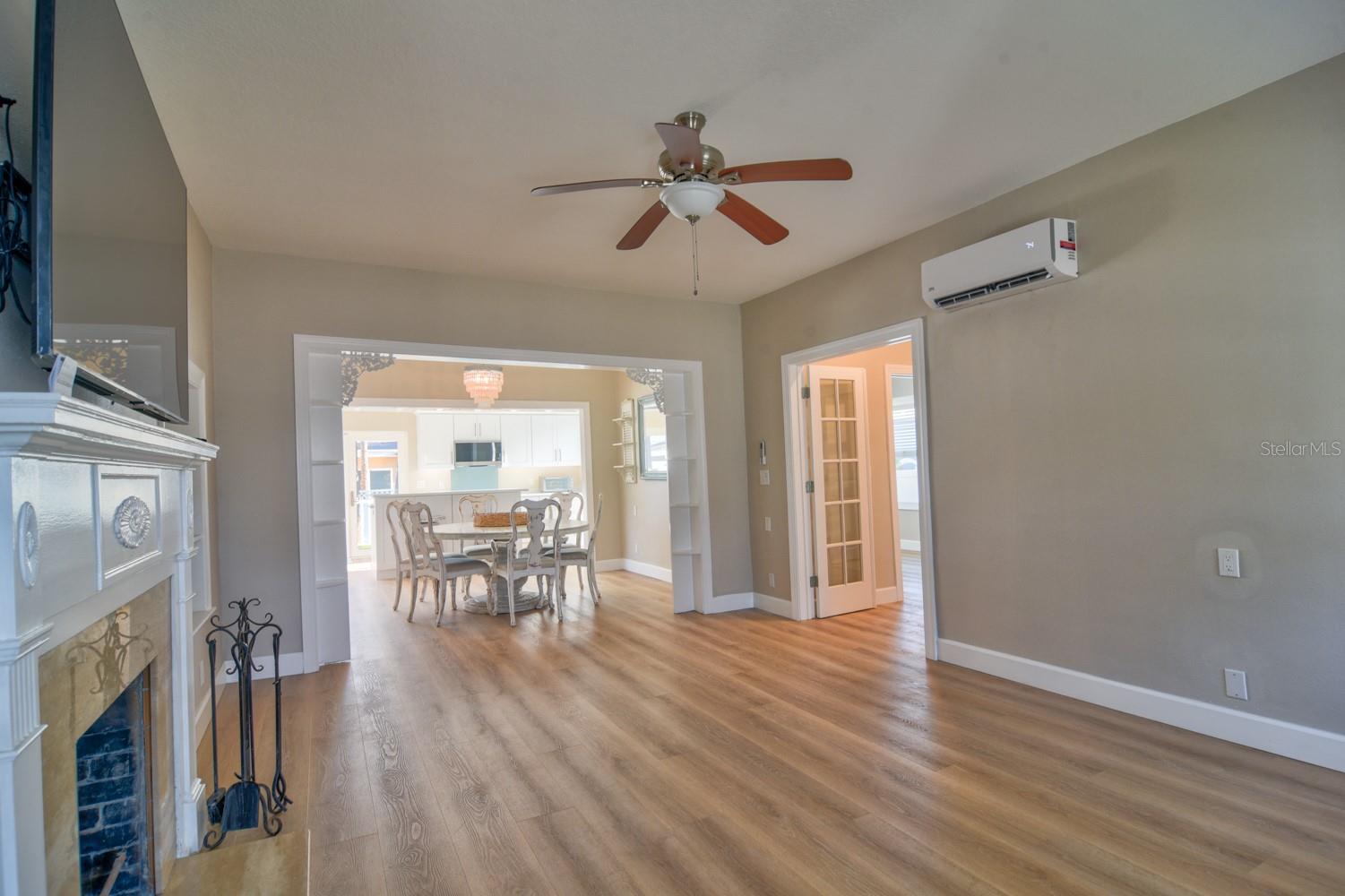 Image 19 of 53 For 15565 Gulf Boulevard