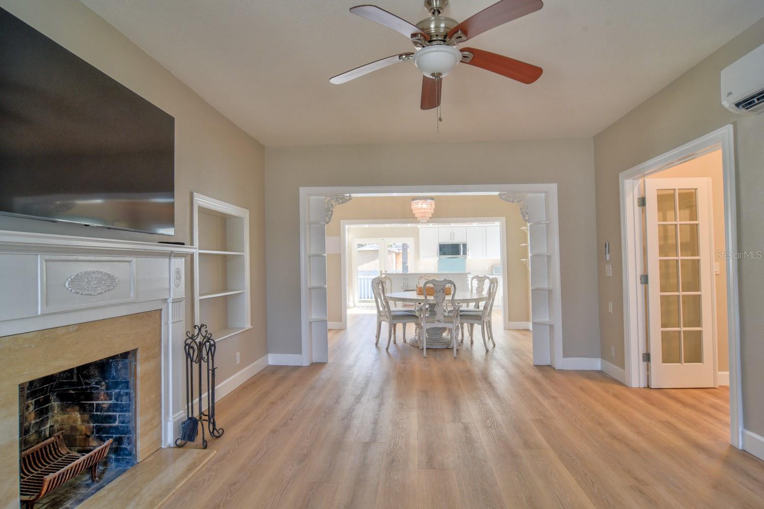 Image 20 of 53 For 15565 Gulf Boulevard