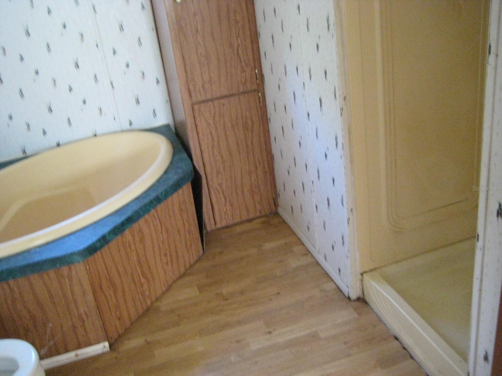 Image 13 of 40 For 14455 284th Street