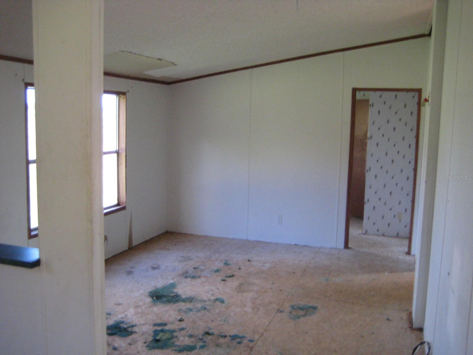 Image 4 of 40 For 14455 284th Street