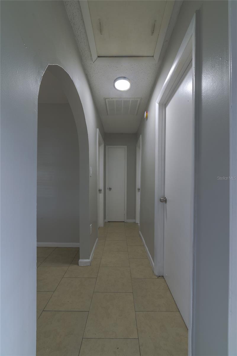 Image 22 of 31 For 14341 Delmar Street