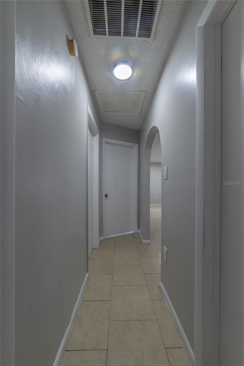 Image 23 of 31 For 14341 Delmar Street