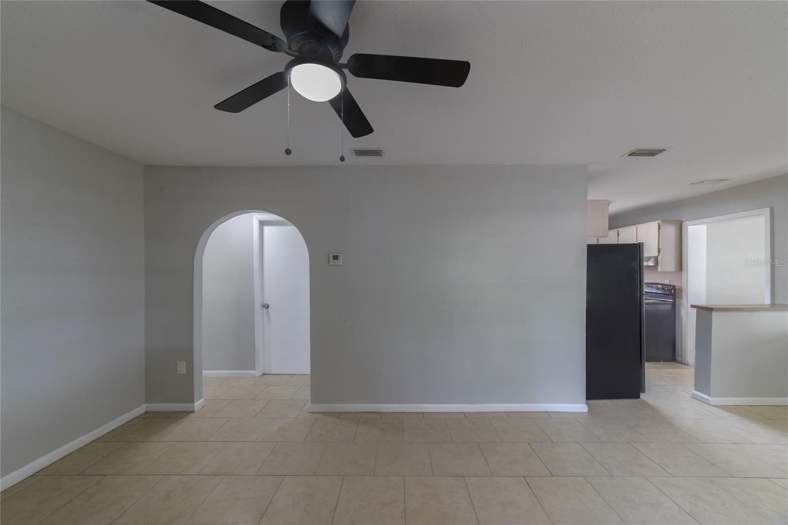 Image 6 of 31 For 14341 Delmar Street