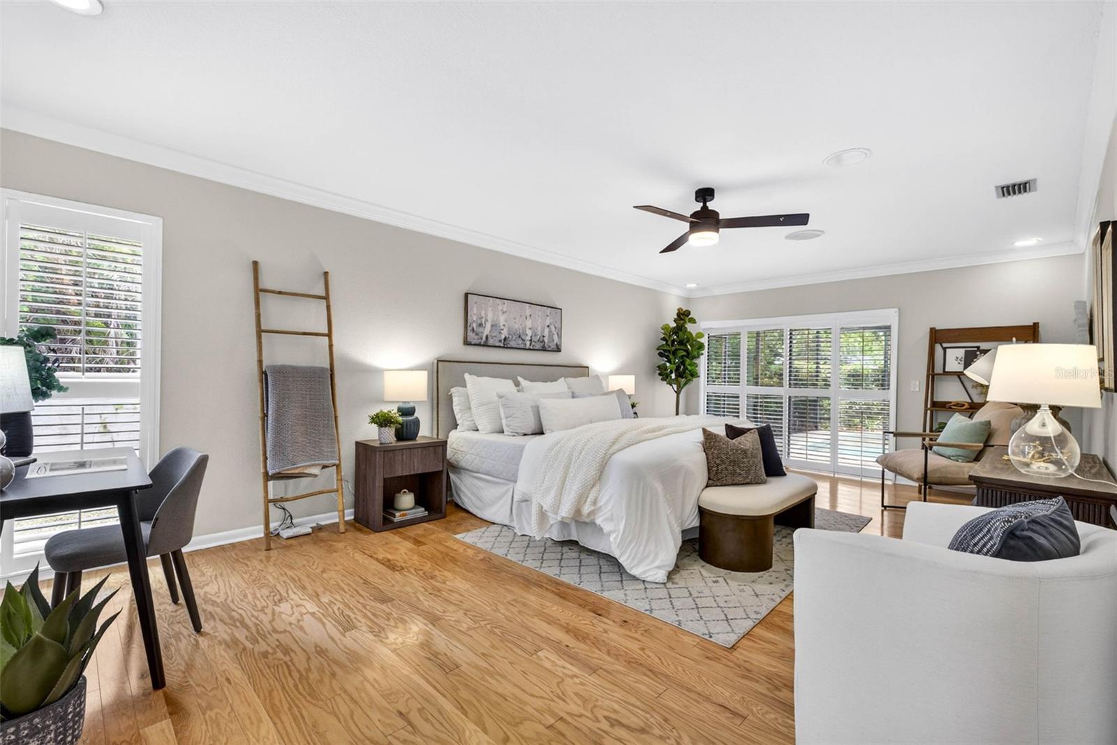 Image 13 of 91 For 817 Bannockburn Avenue