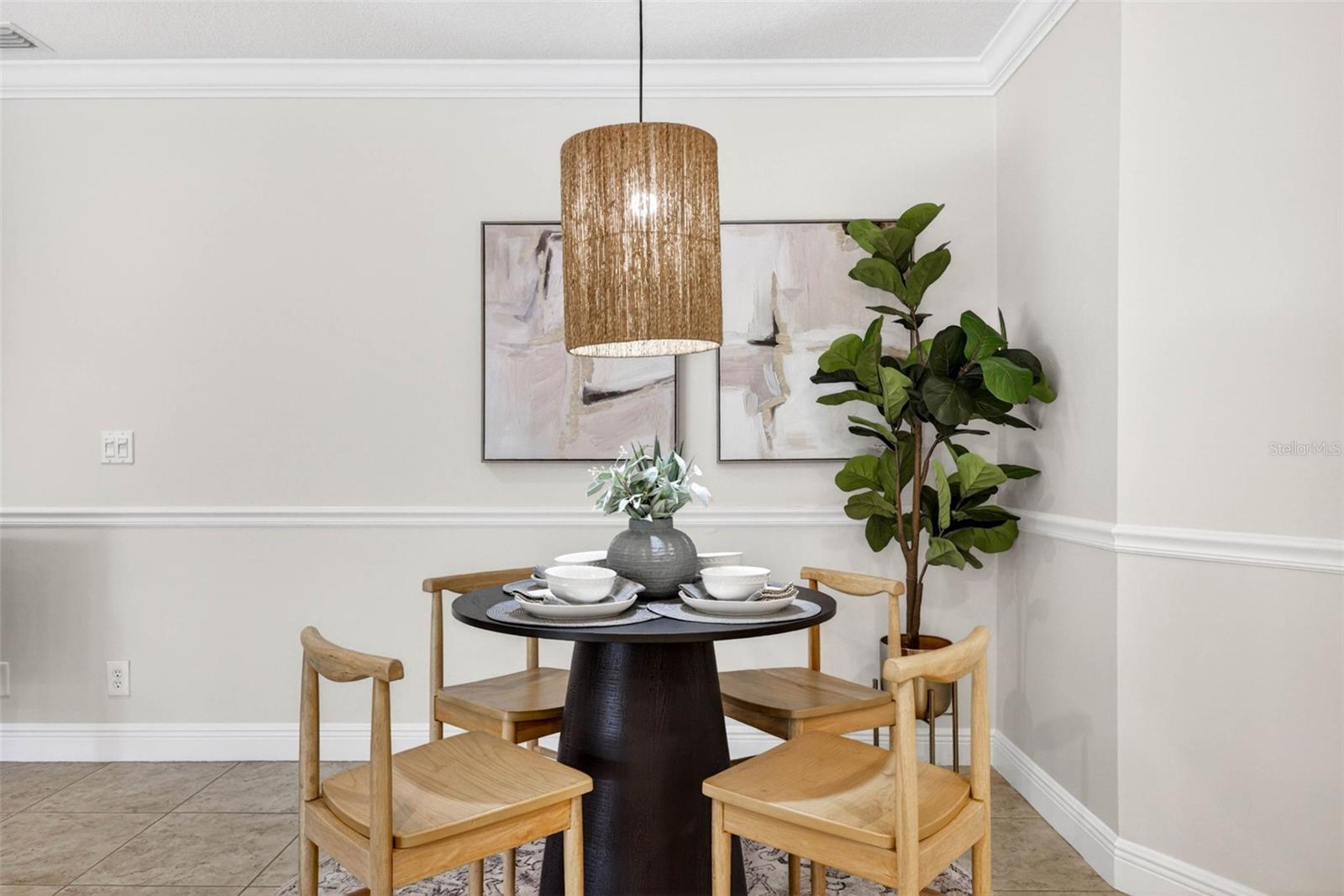 Image 31 of 91 For 817 Bannockburn Avenue