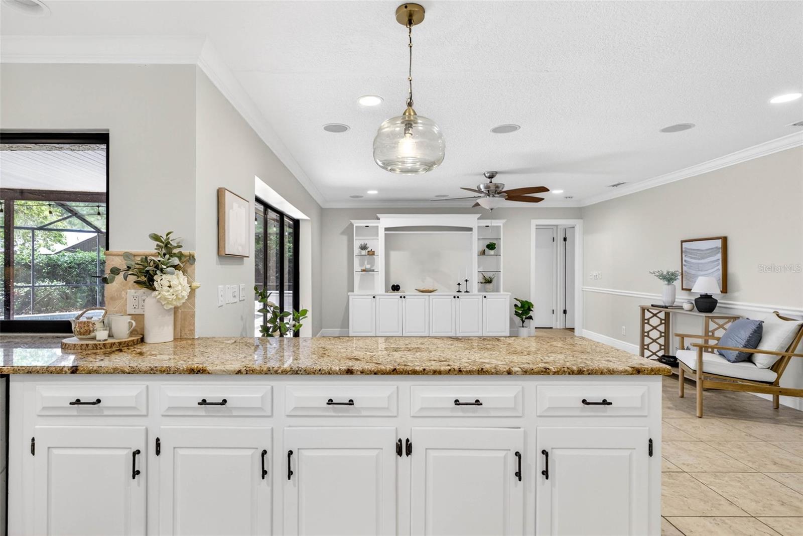 Image 41 of 91 For 817 Bannockburn Avenue