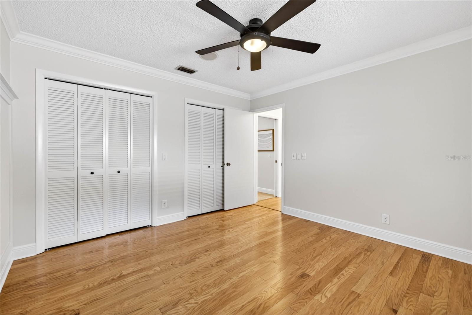 Image 65 of 91 For 817 Bannockburn Avenue