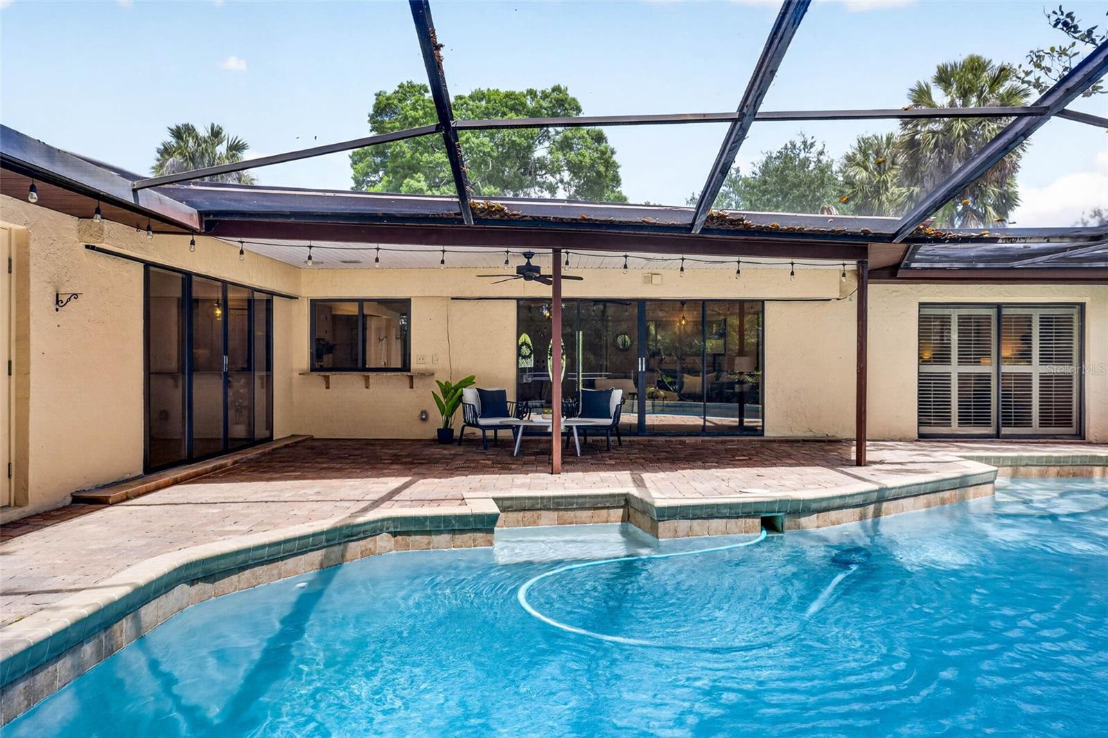 Image 73 of 91 For 817 Bannockburn Avenue