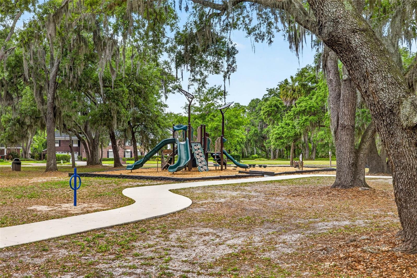 Image 82 of 91 For 817 Bannockburn Avenue