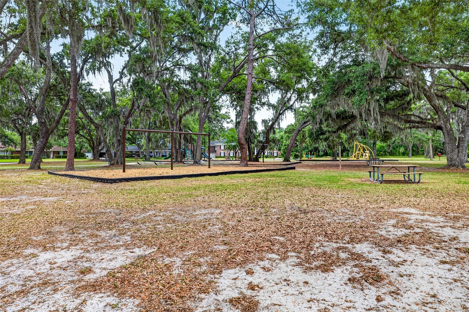 Image 83 of 91 For 817 Bannockburn Avenue