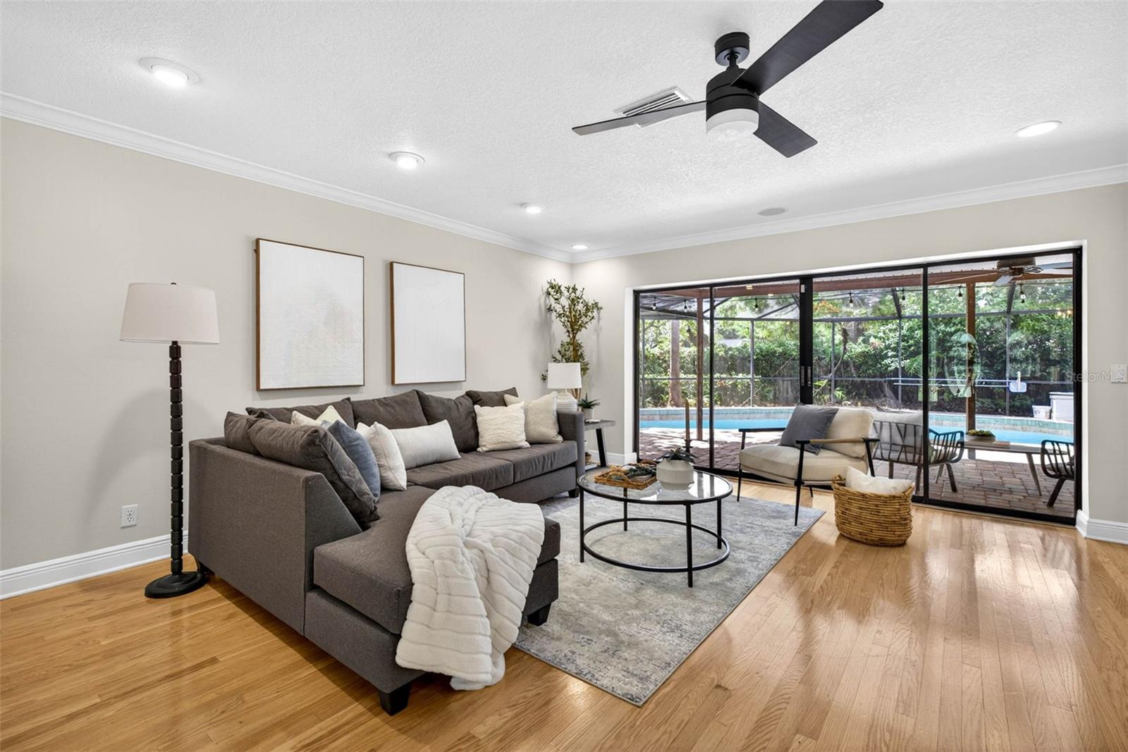 Image 9 of 91 For 817 Bannockburn Avenue