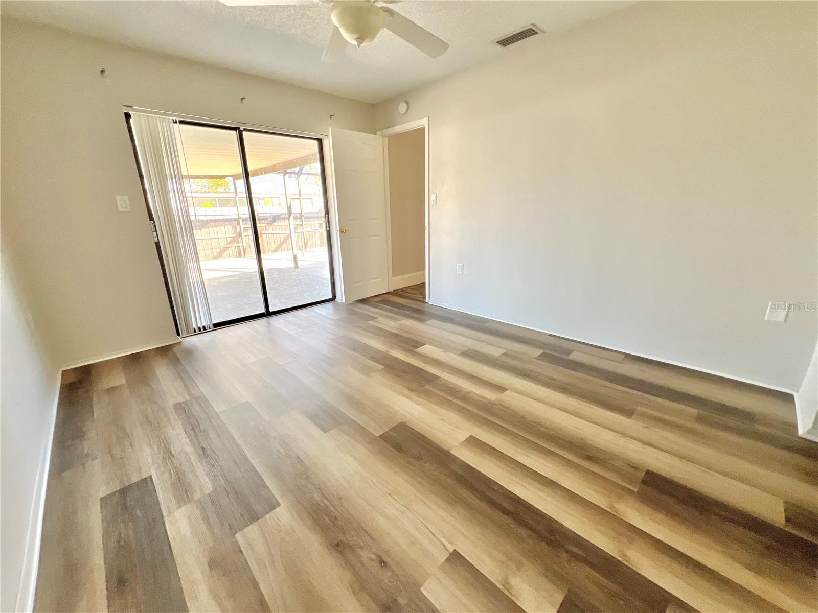 Image 10 of 19 For 1338 Calamondin Drive