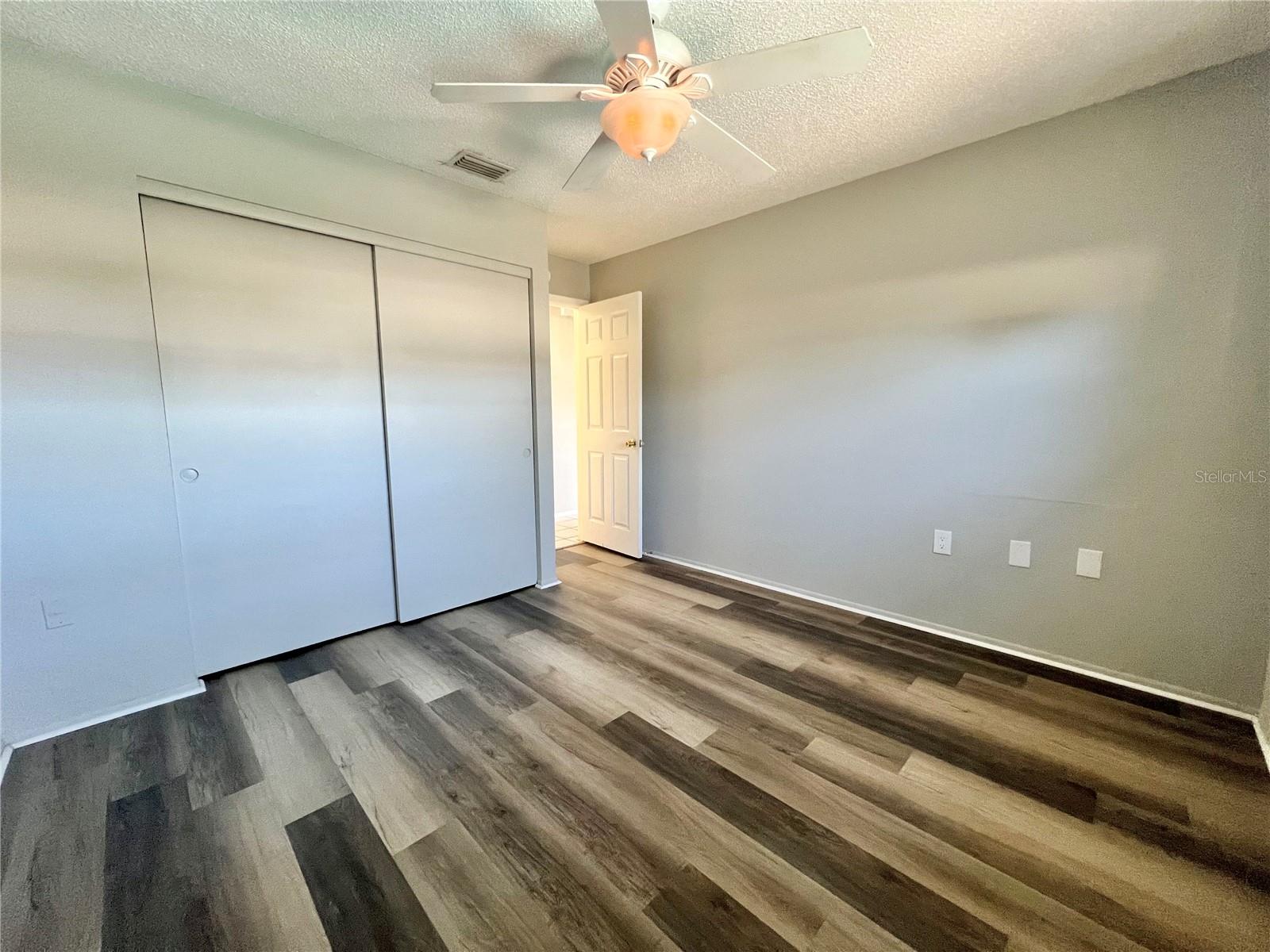 Image 13 of 19 For 1338 Calamondin Drive