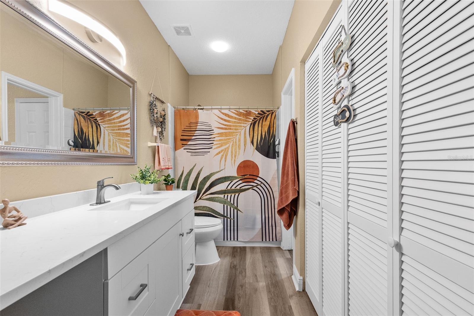 Image 30 of 55 For 4323 Bayside Village Drive 105