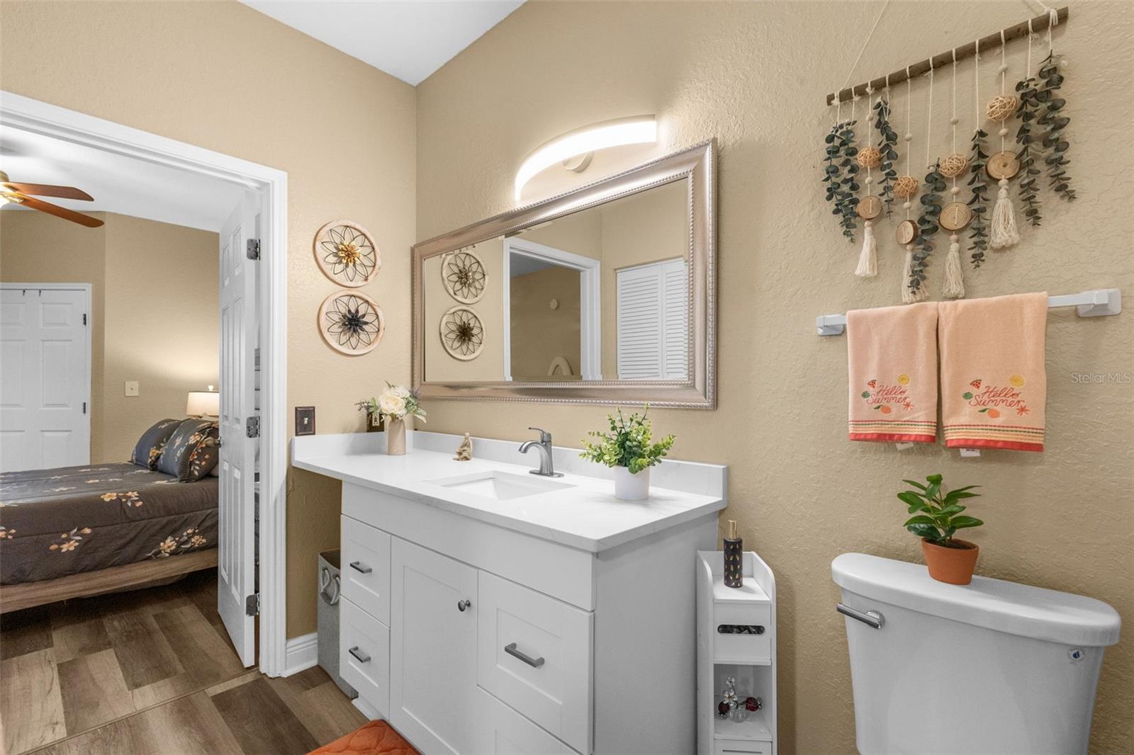 Image 34 of 55 For 4323 Bayside Village Drive 105