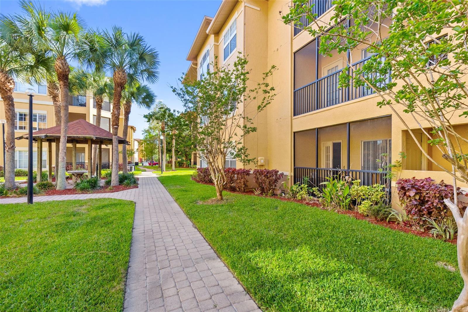 Image 42 of 55 For 4323 Bayside Village Drive 105