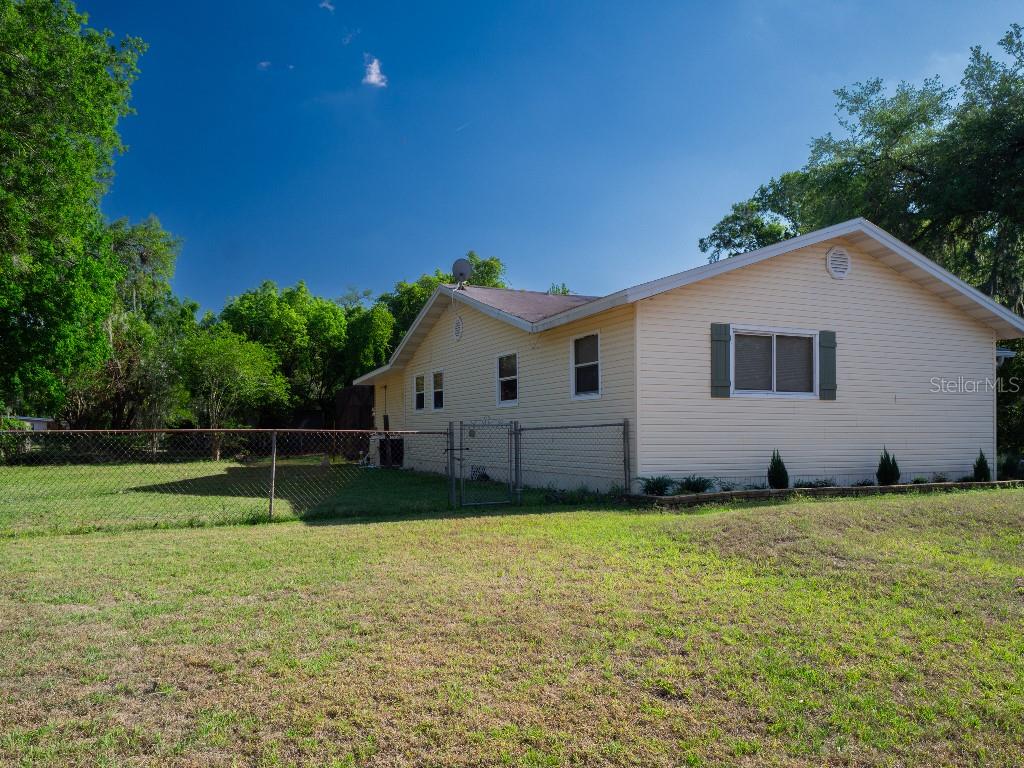 Image 4 of 33 For 403 Carolina Avenue
