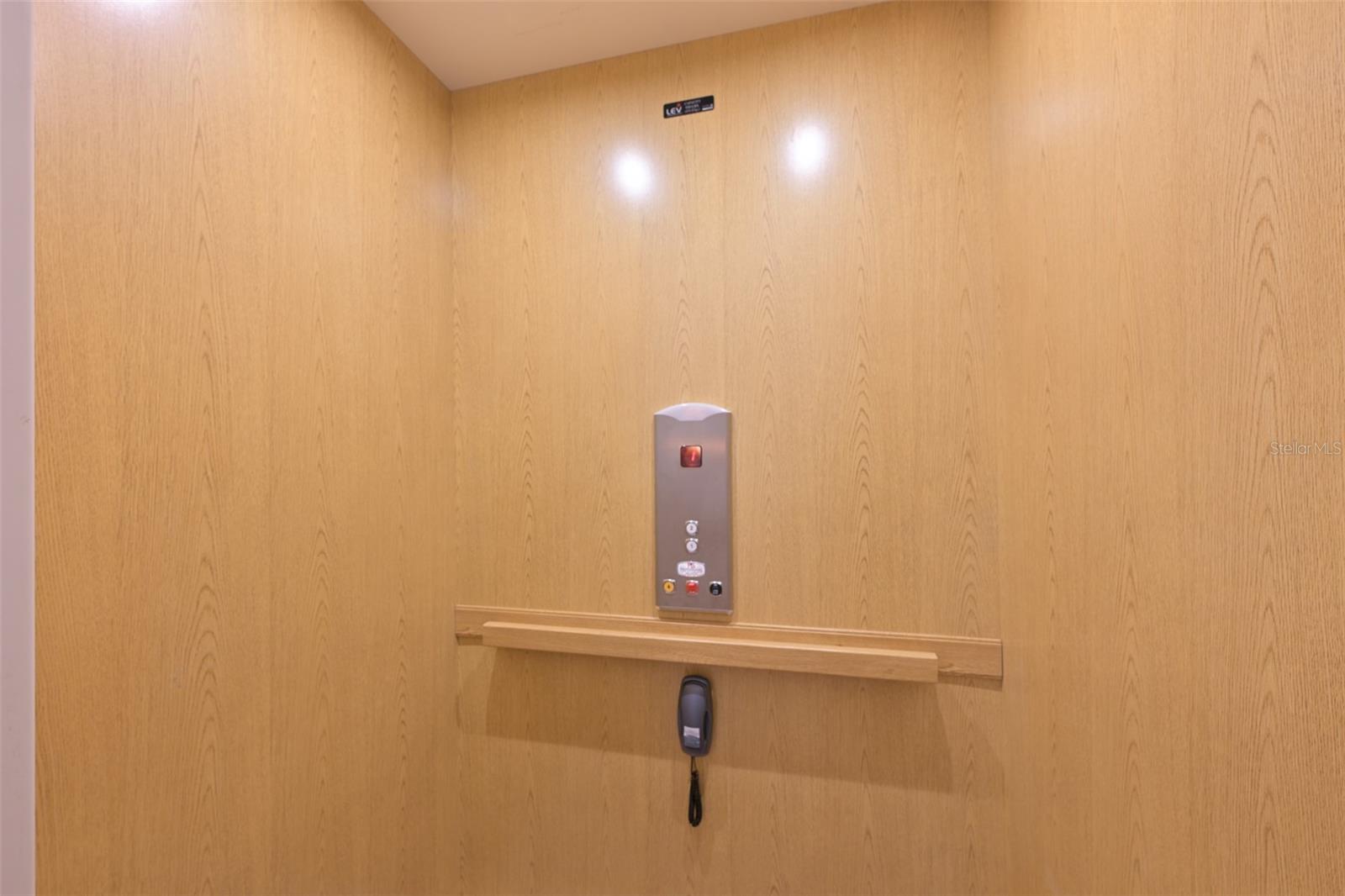 Image 10 of 51 For 1330 Emerald Dunes Drive