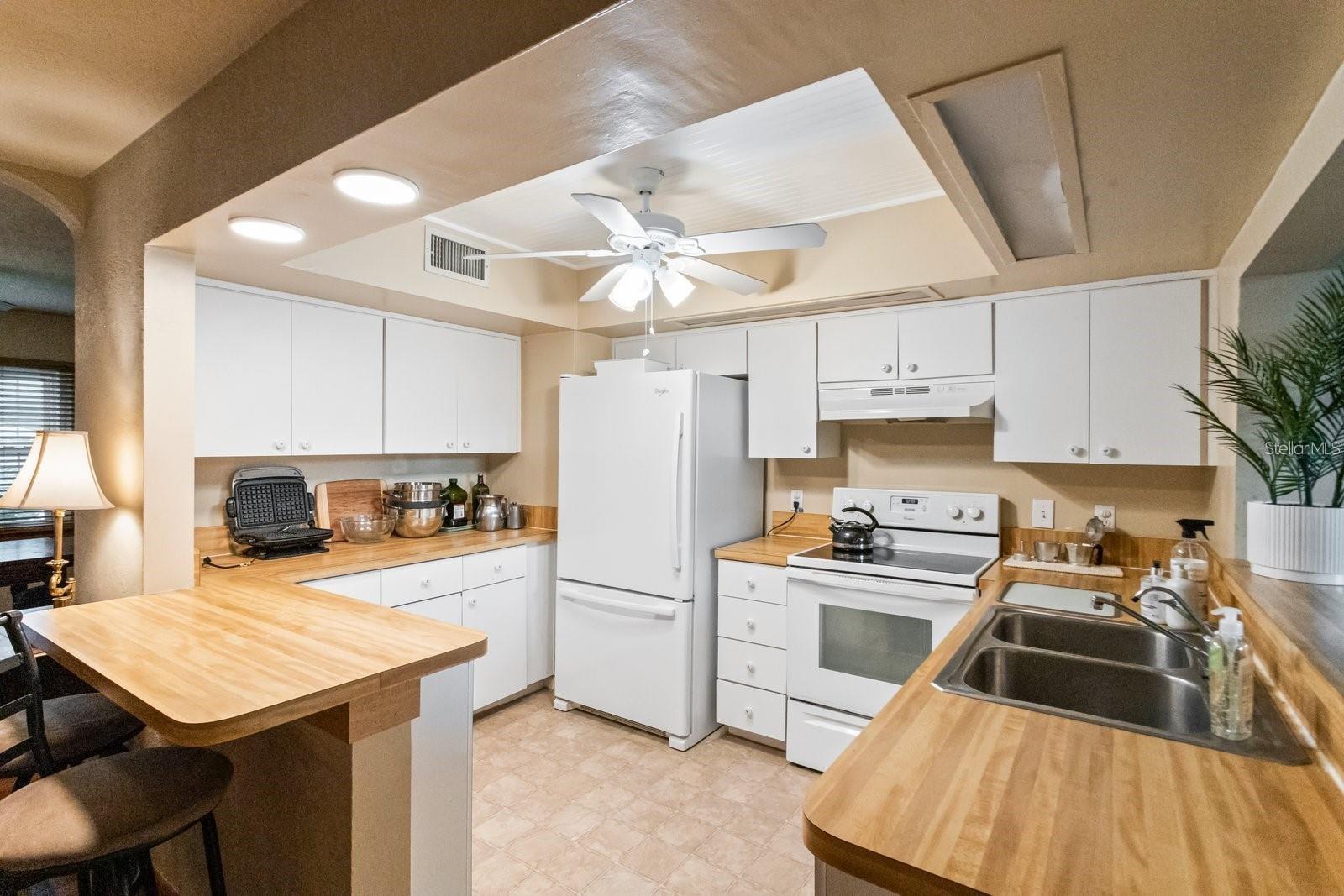 Image 4 of 16 For 5 Orion Avenue