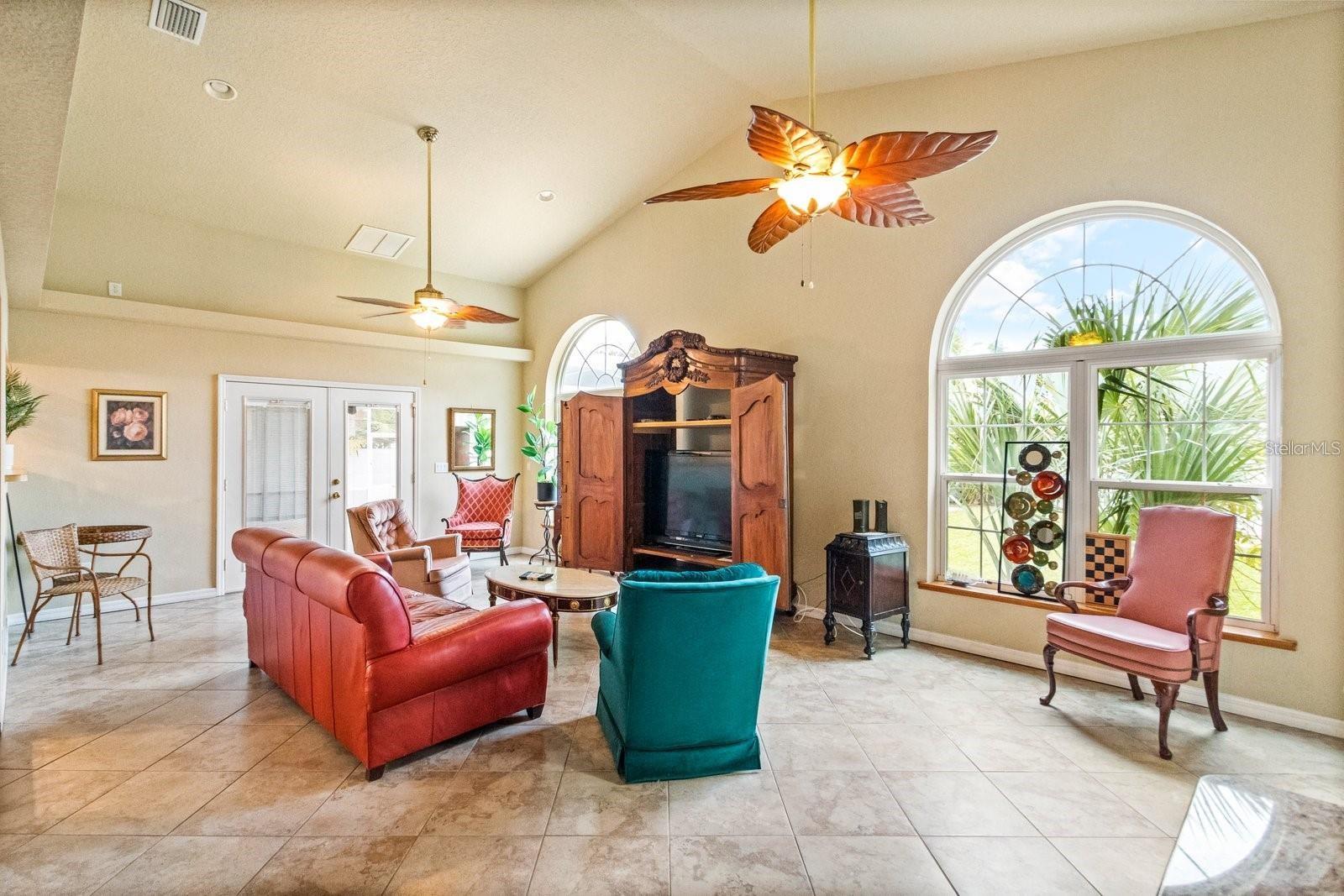 Image 5 of 16 For 5 Orion Avenue