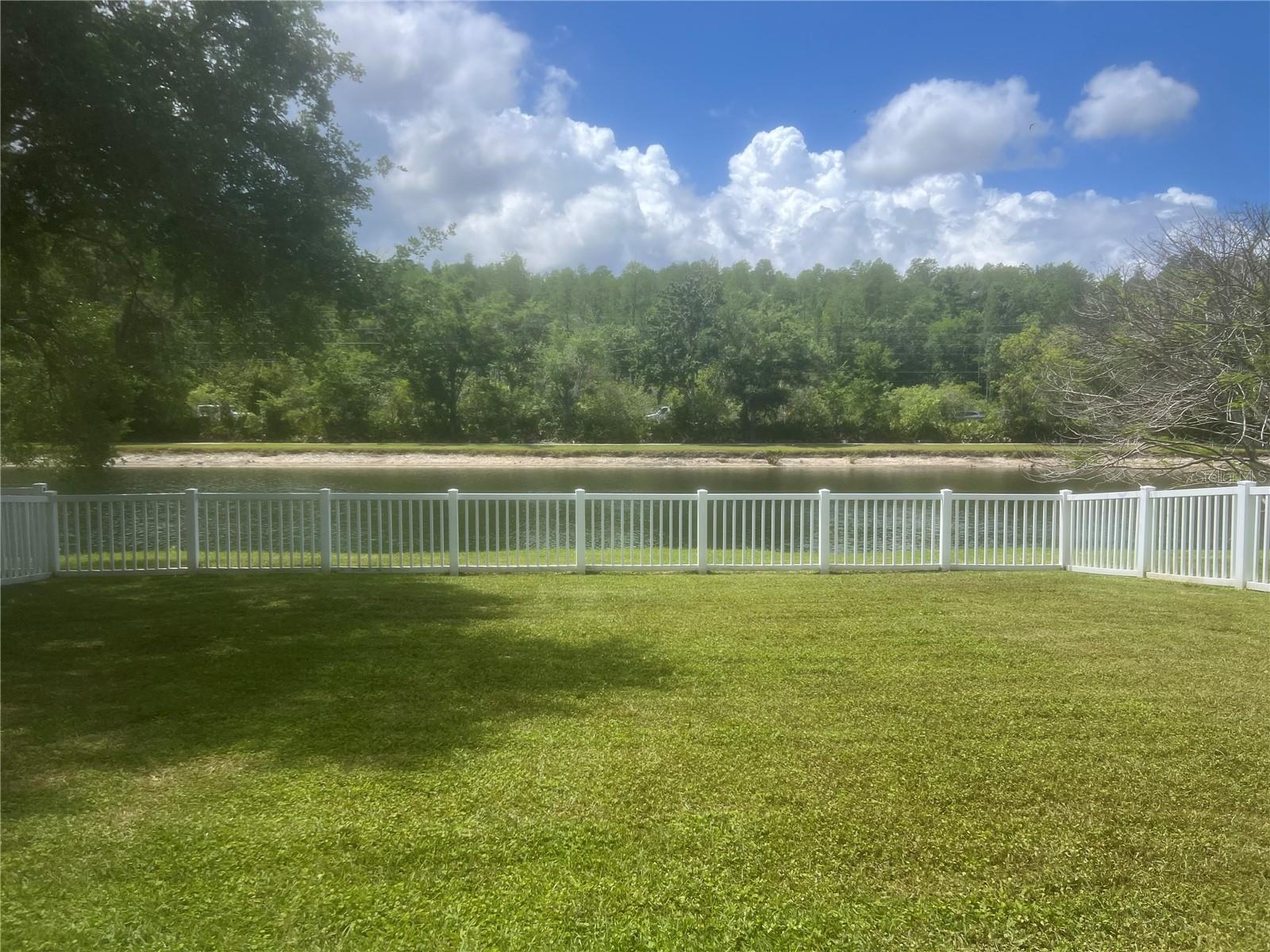 Image 7 of 29 For 19036 Fishermans Bend Drive