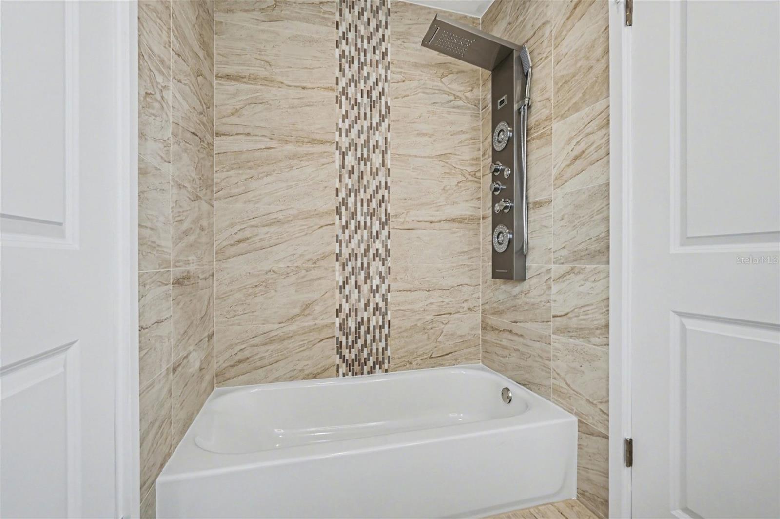 Image 15 of 26 For 1338 Pilgrim Rd