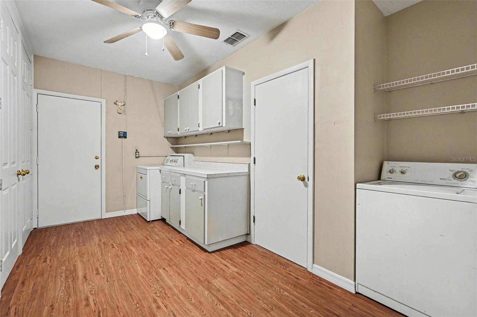 Image 19 of 26 For 1338 Pilgrim Rd