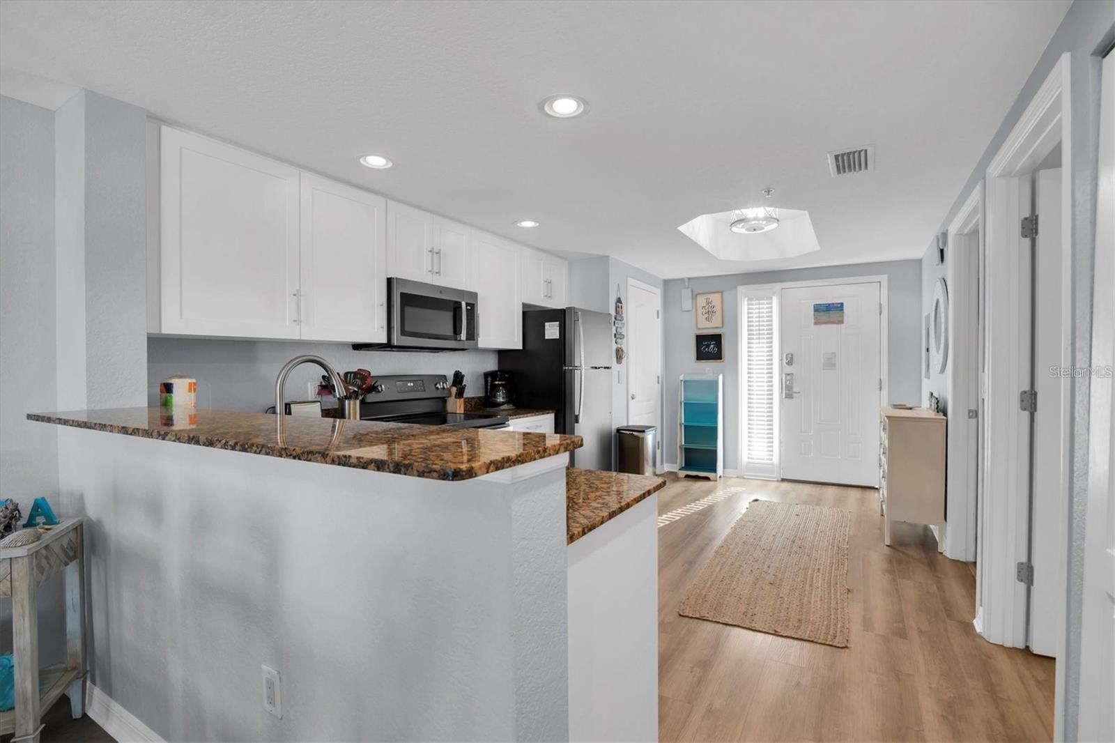 Image 12 of 45 For 12000 Gulf Boulevard 603n
