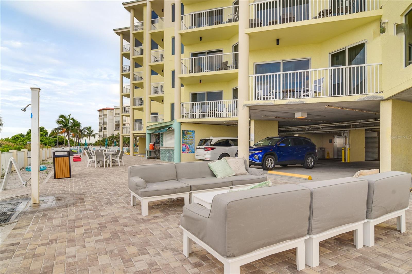 Image 27 of 45 For 12000 Gulf Boulevard 603n