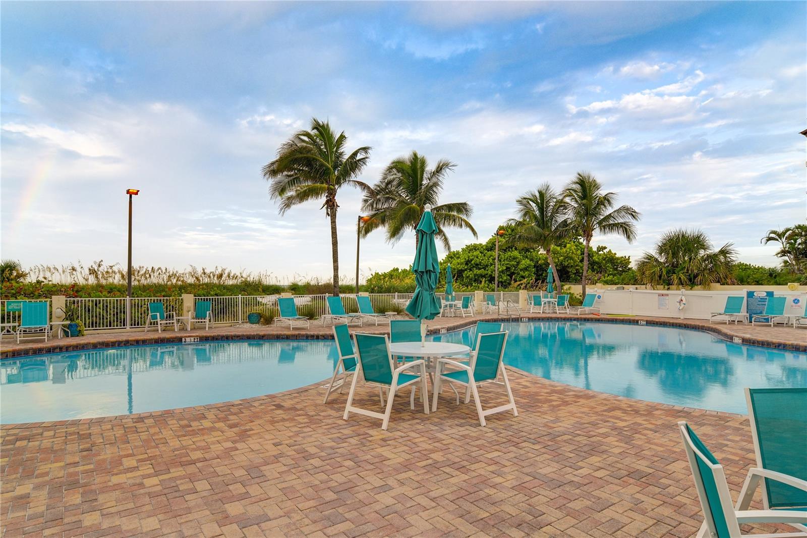 Image 30 of 45 For 12000 Gulf Boulevard 603n