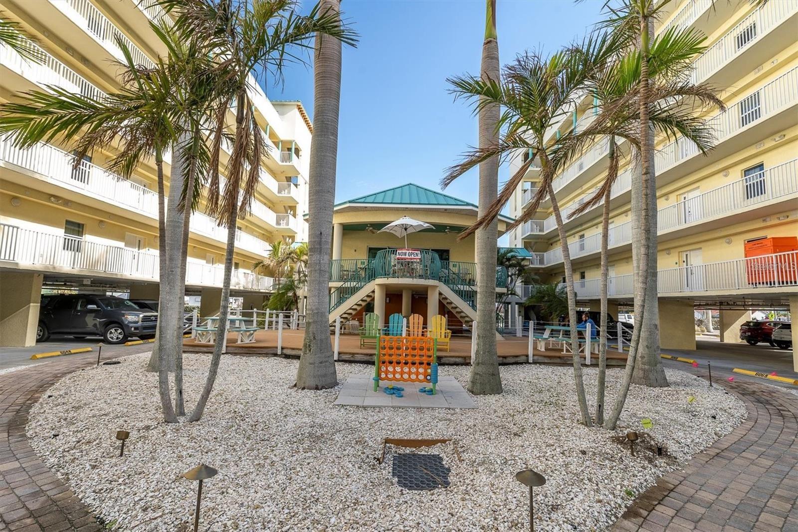 Image 35 of 45 For 12000 Gulf Boulevard 603n